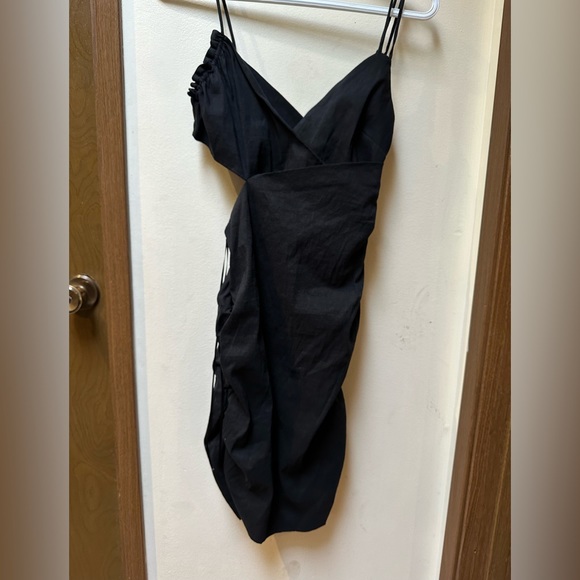 Zara Agnes dress - Picture 1 of 3